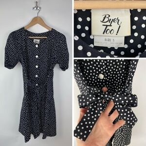 Byer Too‎ Vintage Polka dot pleated skirt dress